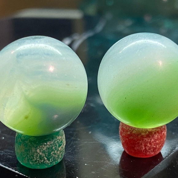 2 vintage tri lite light green & white phantom conqueror marbles - Picture 9 of 9